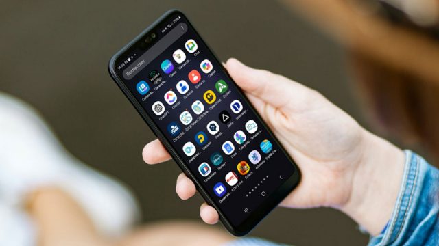 12 aplikací, které potřebuje mít každý makléř v telefonu